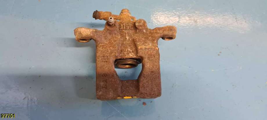 Bremsecaliper høyre bak til Nissan Qashqai, 2007-2010 (Type I, Fase 1)  (NISSAN|)