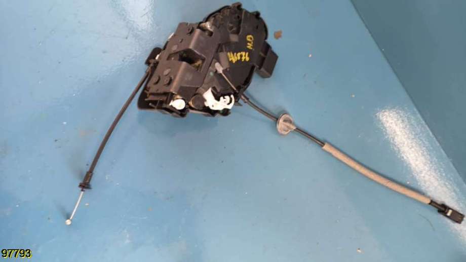 Låsekasse høyre bak til Volvo V70 2007-2013 (Type III, Fase 1)  (VOLVO|31253668|3146684|)