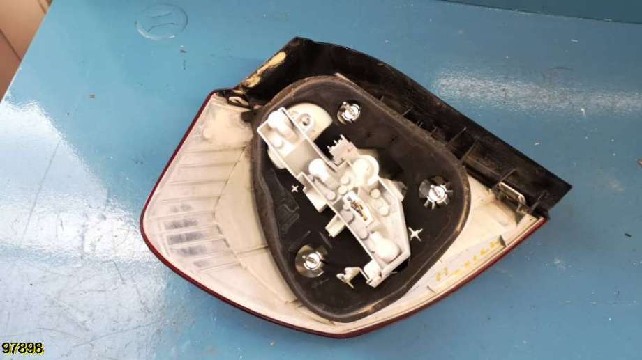 Baklykt høyre til BMW 1-Serie 2004-2011 (E81/E82/E87/E88) (E81/E82/E87/E88) (BMW|63 21 7 164 956||7 164 956 - 06)