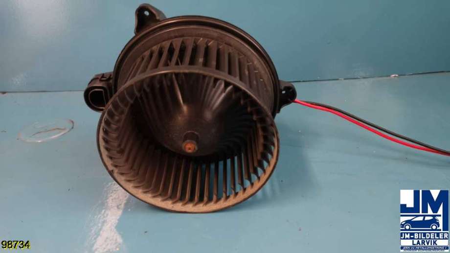 Varmeapparat motor til Mercedes A-Klasse 2018-->> (W177) (W177) (MERCEDES|A247 830 84 00|)