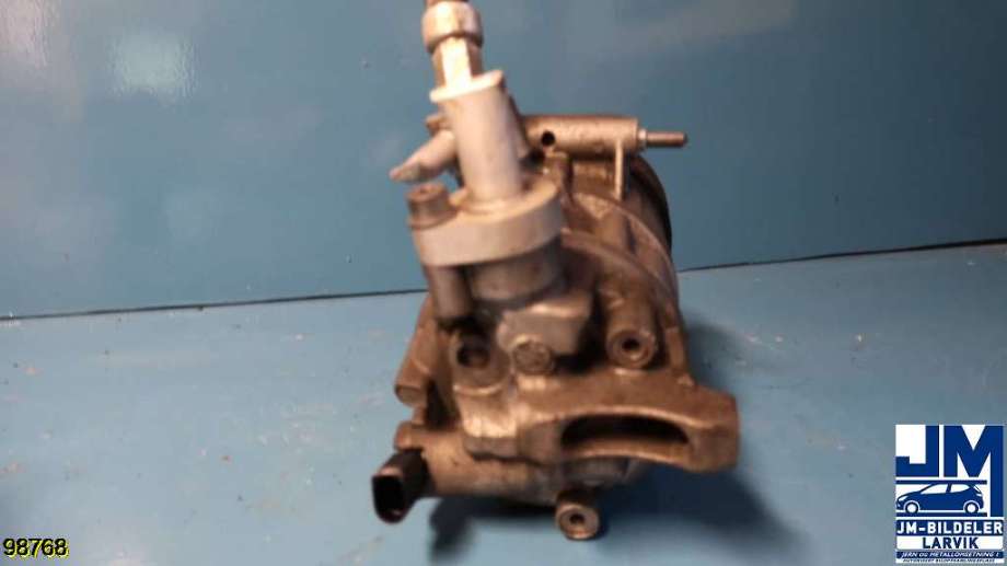 Aircondition kompressor til VW Caddy 2015-2020 (Type III, Fase 3)  (VOLKSWAGEN|5Q0 820 803J|)