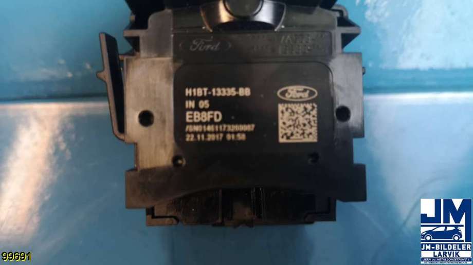 Bryter blink til Ford Fiesta 2017-->> (Type VII) (FORD|H1BT13335BB|)