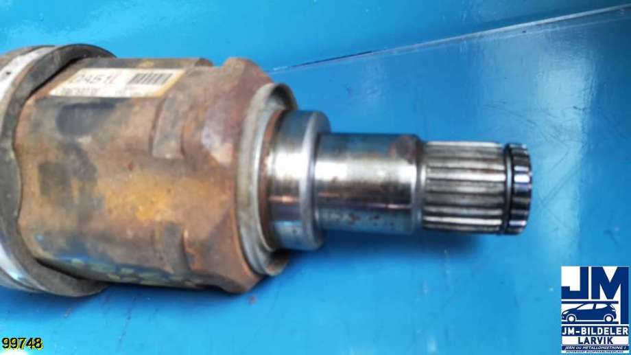 Drivaksel venstre foran til Toyota RAV4 2006-2009 (Type III, Fase 1)  (TOYOTA|DA51L|)
