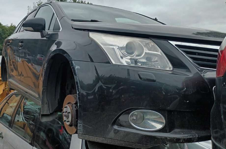 Toyota Avensis 2009-2015 (Type III, Fase 1) , Motorkode: 1AD-FTV, Girkassekode: