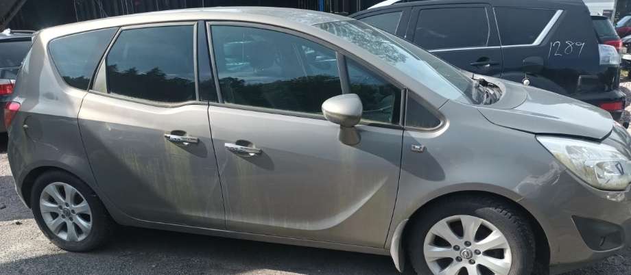 Opel Meriva B 2010-2017 , Motorkode: A14NEL, Girkassekode: 