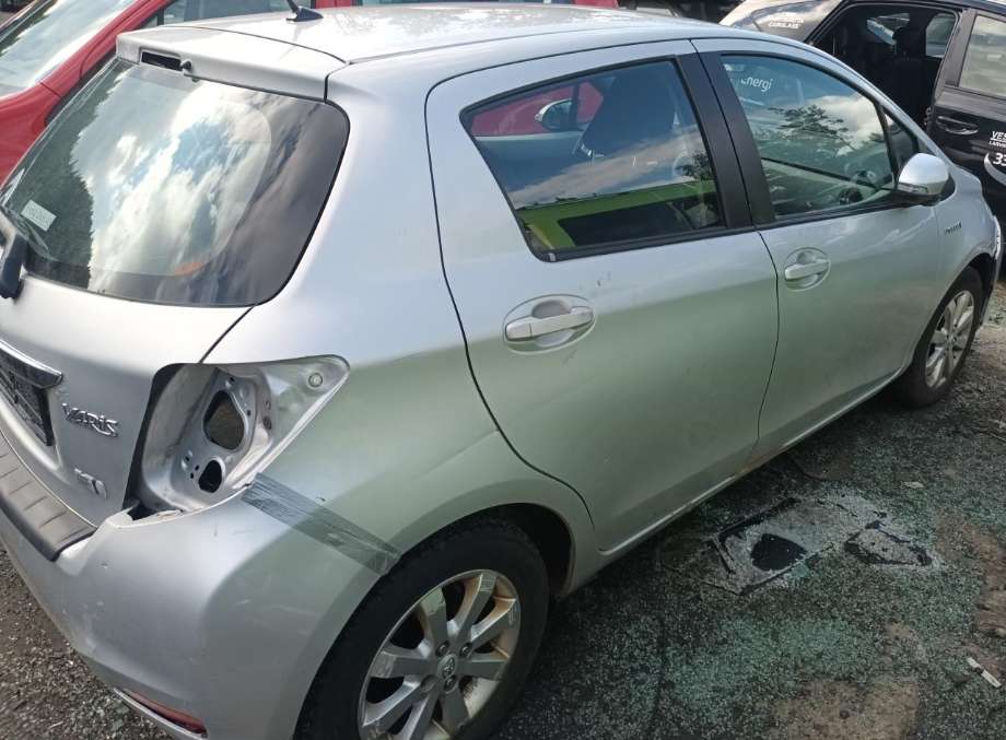 Toyota Yaris, 2012-2014 (Type III, Fase 1)  delebil , Motorkode: 1NZ-FXE