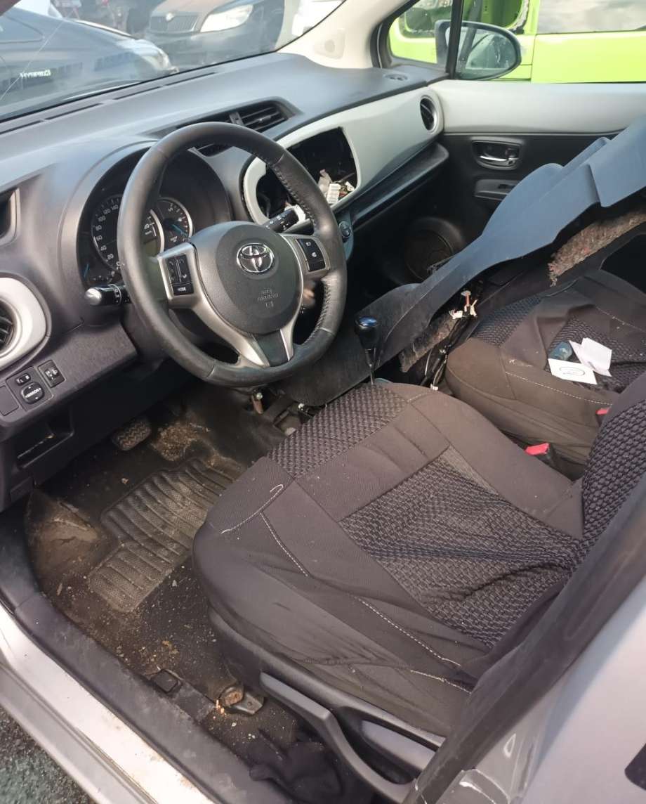 Toyota Yaris 2012-2014 (Type III, Fase 1) delebil , Motorkode: 1NZ-FXE, Girkassekode: