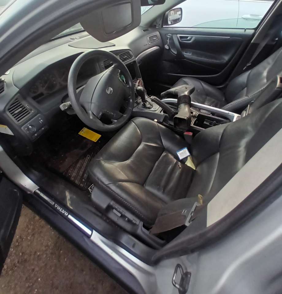 Volvo XC70 2001-2004 (Type I, Fase 1) , Motorkode: B5254T2, Girkassekode: 