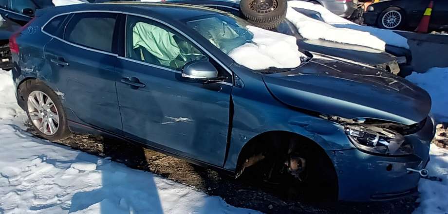 Volvo V40 2012-2019 delebil , Motorkode: D4162T, Girkassekode: