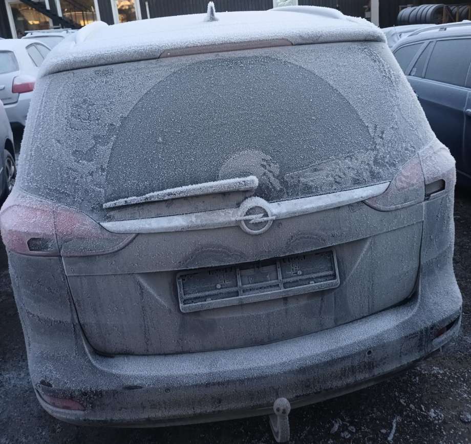Opel Zafira Tourer 2012-2018 delebil , Motorkode: A20DT, Girkassekode: