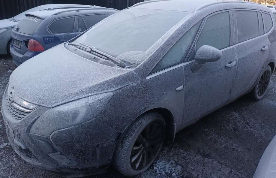 Opel Zafira Tourer 2012-2018 delebil , Motorkode: A20DT, Girkassekode: