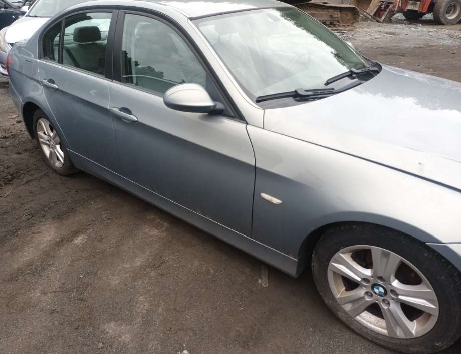 BMW 3-Serie 2005-2011 (E90/E91/E92/E93) delebil , Motorkode: 204D4, Girkassekode: 