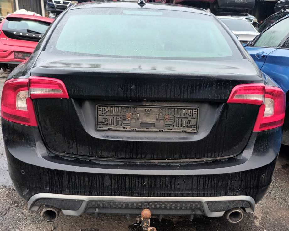 Volvo S60 2010-2014 (Type II, Fase 1) delebil , Motorkode: D4162T, Girkassekode: