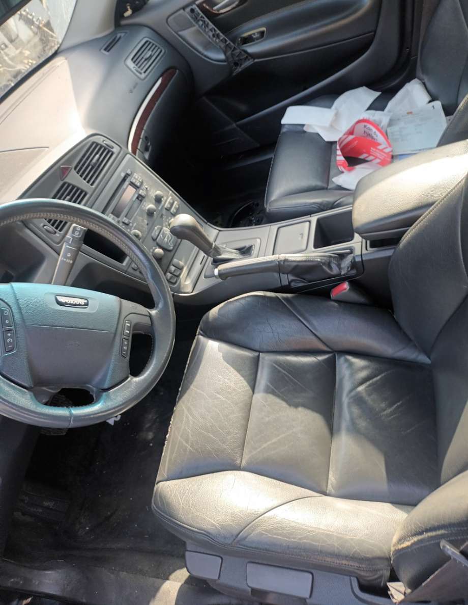 Volvo V70 2000-2004 (Type II, Fase 1) delebil , Motorkode: , Girkassekode:
