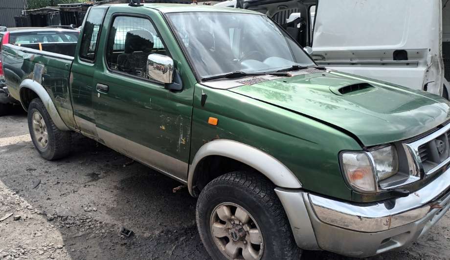 Nissan King Cab 1998-2001 (Fase 1) (D22) delebil , Motorkode: TD25, Girkassekode: 
