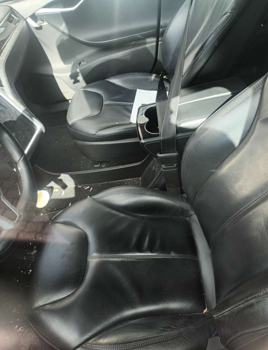 Tesla Model S 2013-2016 (Fase 1) delebil , Motorkode: L1S, Girkassekode: 