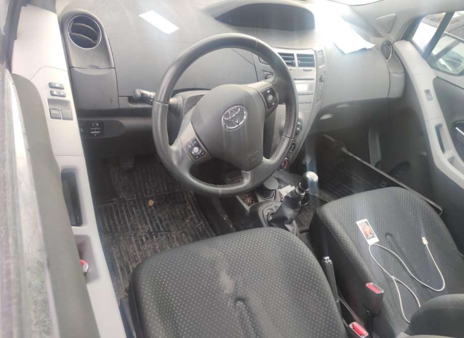 Toyota Yaris 2009-2011 (Type II, Fase 2) , Motorkode: 1NR-FE, Girkassekode: 