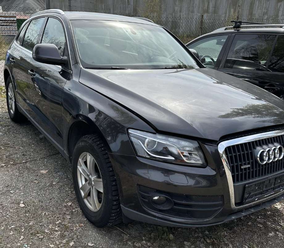 Audi Q5 2008-2012 (Type I, Fase 1) delebil , Motorkode: CGLB, Girkassekode: NHD