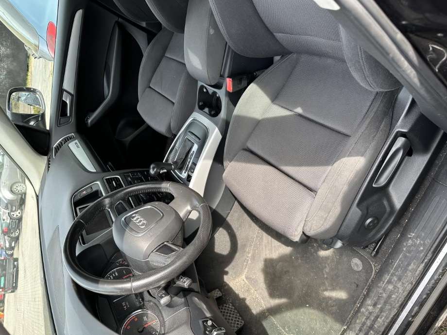 Audi Q5 2008-2012 (Type I, Fase 1) delebil , Motorkode: CGLB, Girkassekode: NHD