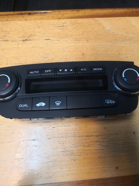 Varmeapparat betjening til Honda CR-V 2007-2012 (Type III) (796000 SWY G4|GB08B|)