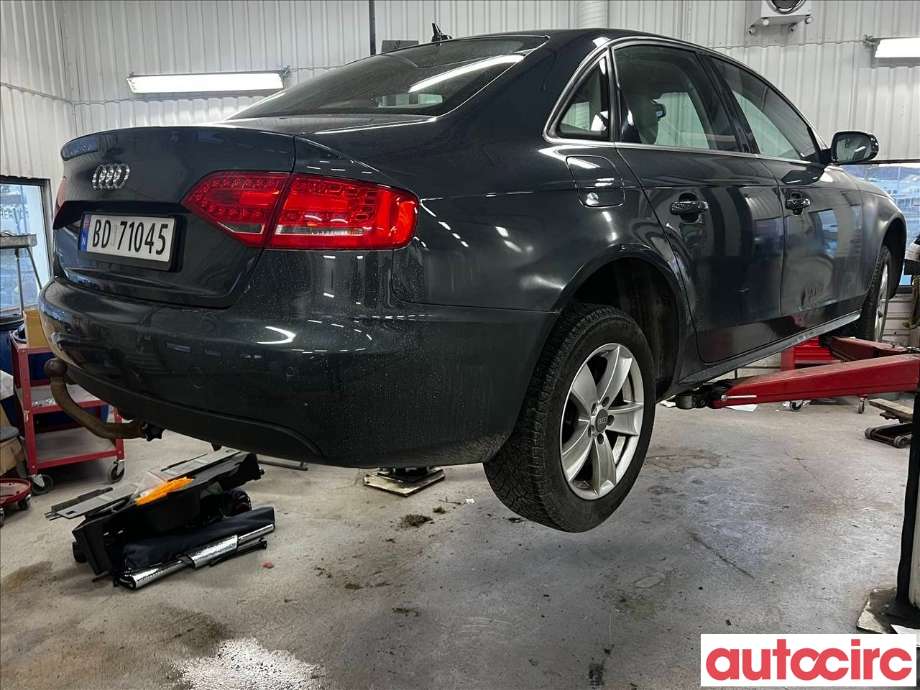 Audi A4 2007-2014 (Type IV) (B8) (B8), Motorkode: CAHA;CAHA CAH204694, Girkassekode: