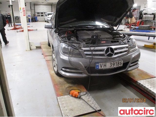 Mercedes C-Klasse 2011-2014 (Fase 2) (W204) (W204), Motorkode: OM651.913, Girkassekode: 