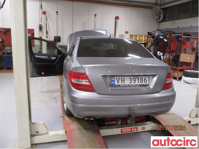 Mercedes C-Klasse 2011-2014 (Fase 2) (W204) (W204), Motorkode: OM651.913, Girkassekode: 