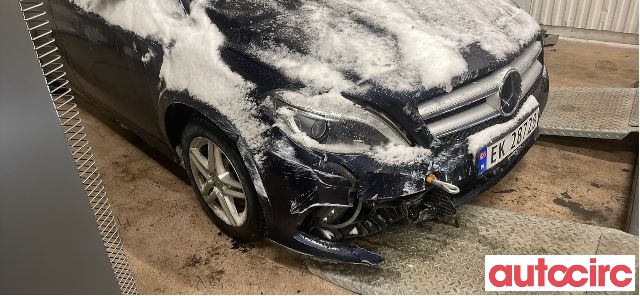 Mercedes B-Klasse 2011-2018 (W246) (W246), Motorkode: EM0004, Girkassekode: 