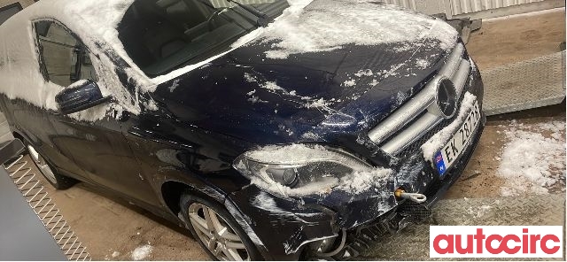 Mercedes B-Klasse 2011-2018 (W246) (W246), Motorkode: EM0004, Girkassekode: 