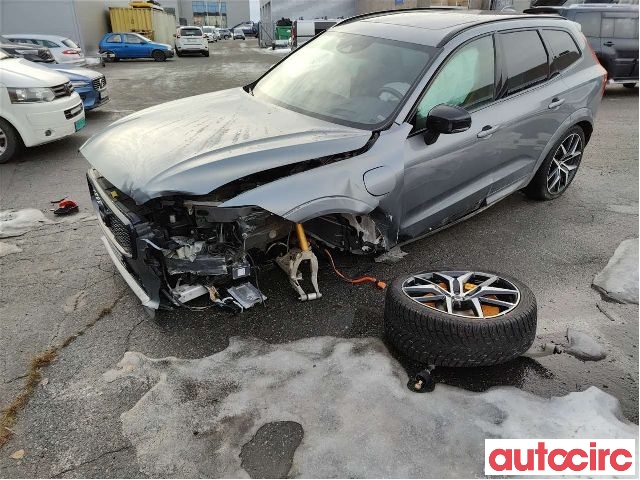 Volvo XC60 2017-->> (Type II) , Motorkode: B4204T48, Girkassekode: 
