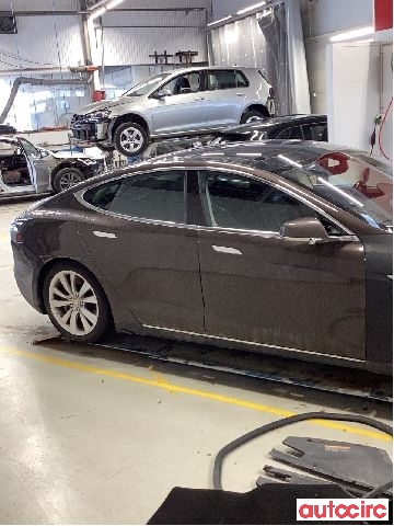 Tesla Model S 2013-2016 (Fase 1) , Motorkode: L1S, Girkassekode: 