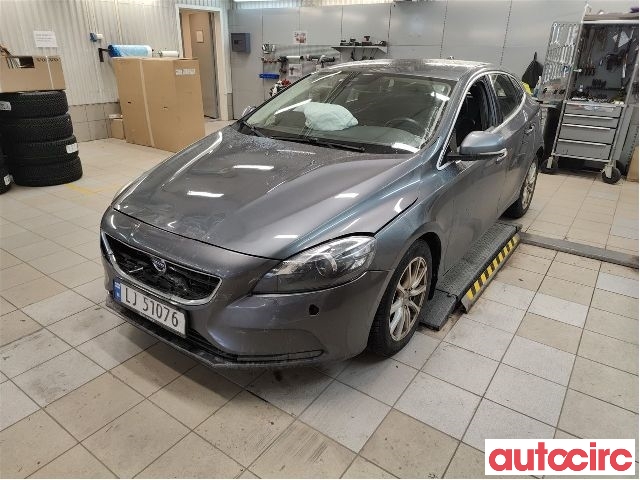 Volvo V40 2012-2019 , Motorkode: D4162T, Girkassekode: 