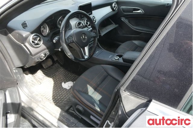 Mercedes CLA 2013-2019 (C117) (C117), Motorkode: M270.910, Girkassekode: 
