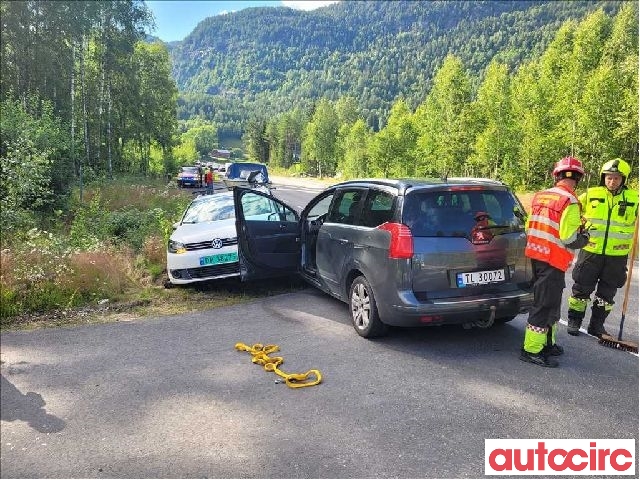Peugeot 5008 2010-2017 (Type I) , Motorkode: BHZ, Girkassekode: