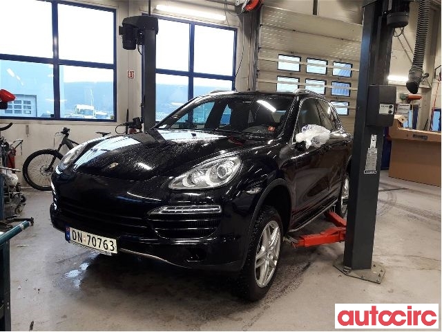 Porsche Cayenne 2010-2017 (92A) (92A), Motorkode: MCR.CB, Girkassekode: 