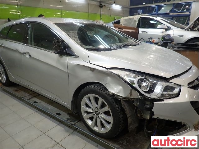 Hyundai i40 2012-2017 , Motorkode: D4FD, Girkassekode: