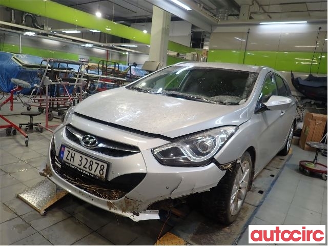 Hyundai i40 2012-2017 , Motorkode: D4FD, Girkassekode: