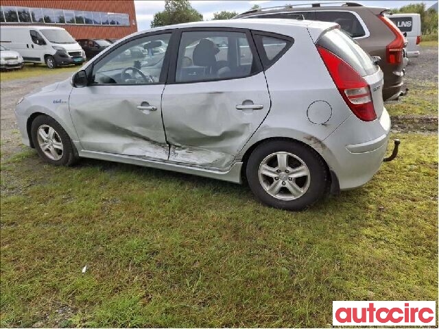 Hyundai i30 2007-2012 (Type I) , Motorkode: D4FB-L, Girkassekode: 