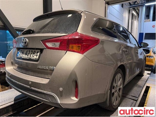 Toyota Auris 2013-2015 (Type II, Fase 1) , Motorkode: 2ZR-FXE, Girkassekode: 