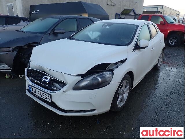 Volvo V40 2012-2019 , Motorkode: D4162T, Girkassekode: 