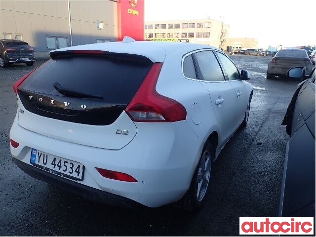 Volvo V40 2012-2019 , Motorkode: D4162T, Girkassekode: 