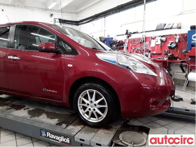 Nissan Leaf 2011-2017 (Type I) delebil , Motorkode: EM57, Girkassekode: 