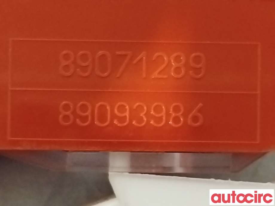 Baklykt bremselys bakrute til Peugeot Partner 2019-->> (Type III)  (PEUGEOT|6351FC|89093986)