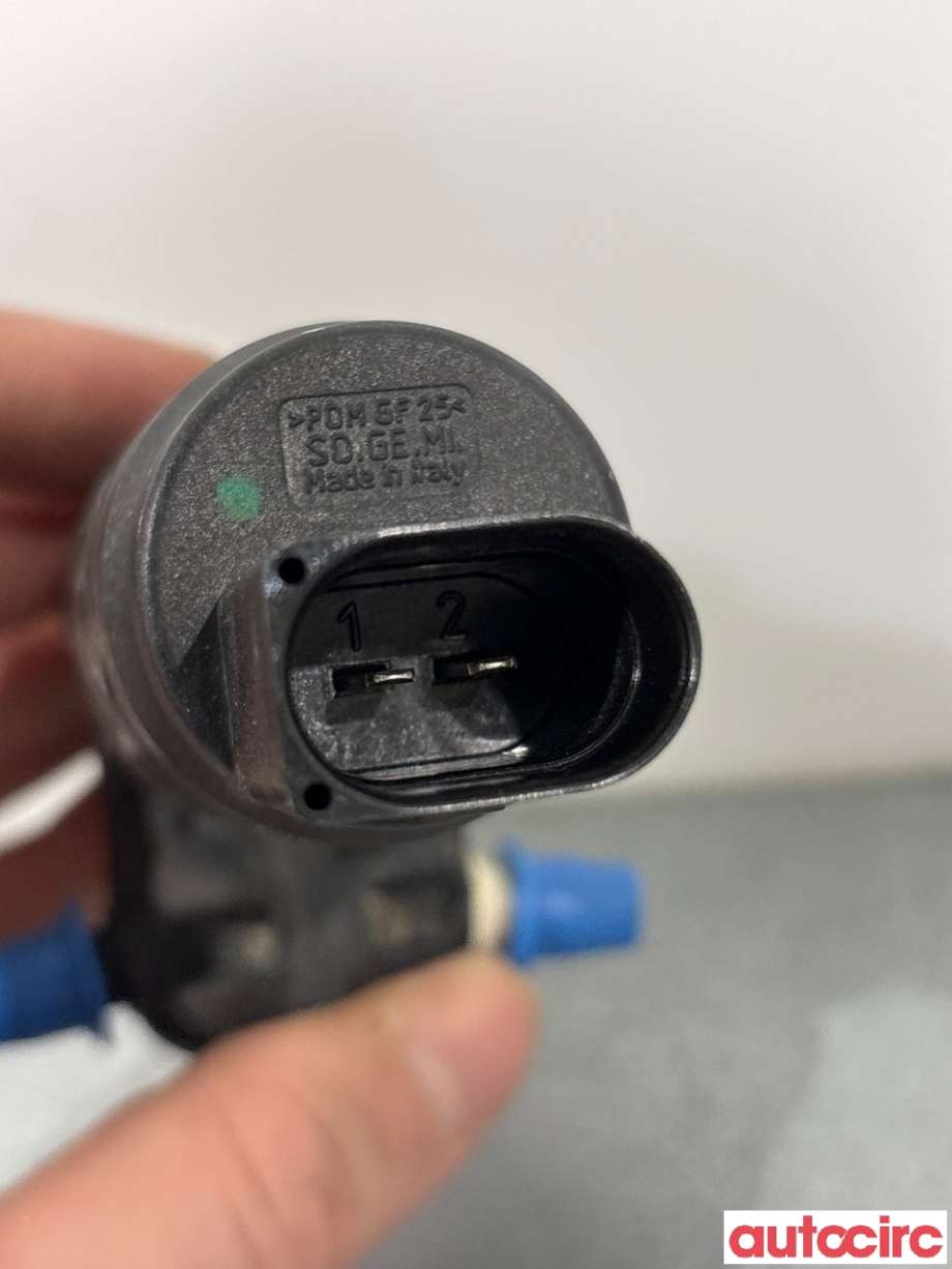 Spylerpumpe foran til VW Tiguan 2011-2016 (Type I, Fase 2)  (VOLKSWAGEN|1K6955651)