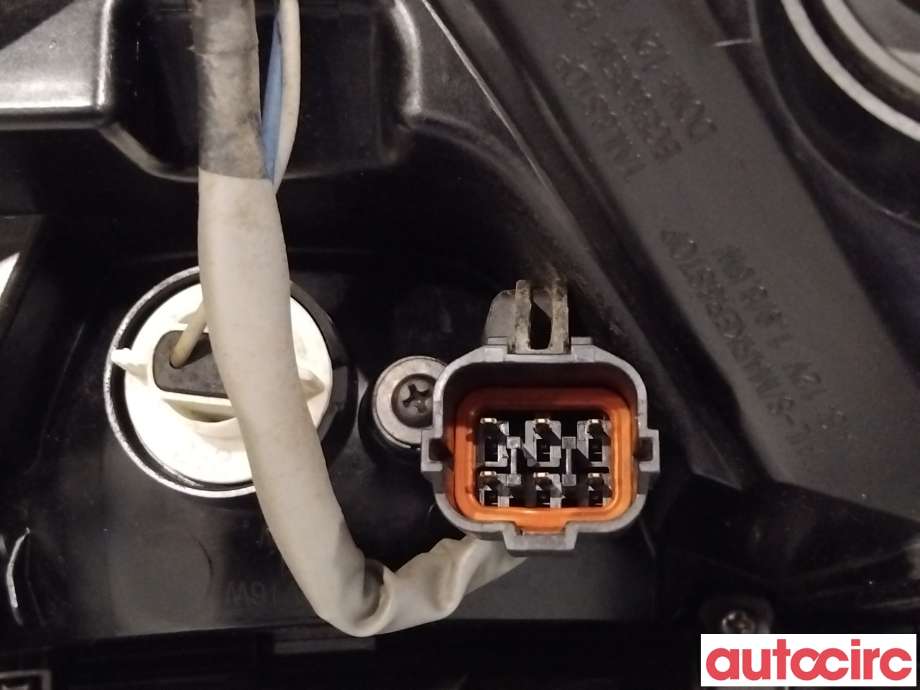Baklykt venstre til Kia Soul 2014-2019 (Type II)  (KIA|92401E4020)