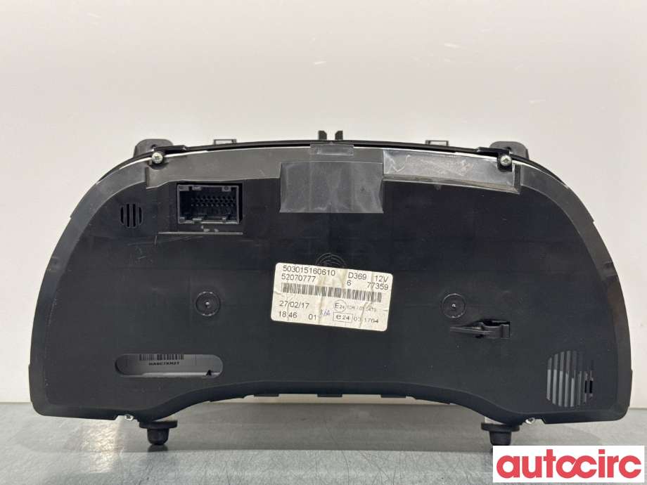 Instrumentpanel til Opel Combo D 2012-2018 (OPEL|95523595||95525096)