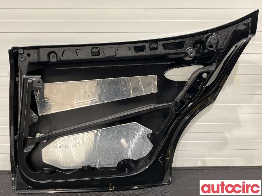 Dør høyre bak til Porsche Panamera 2009-2017 (Type I) (970) (970) (PORSCHE|97053201200|97053201201)