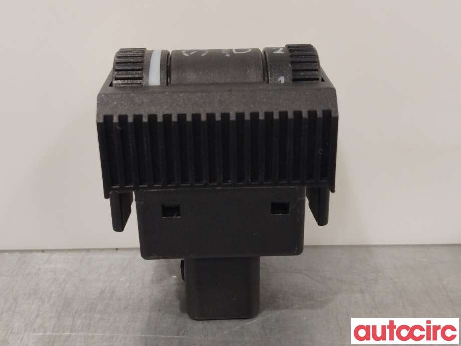 Bryter diverse til VW Transporter / Caravelle 2009-2015 (Fase 2) (T5) (T5) (VOLKSWAGEN|7E0941333)