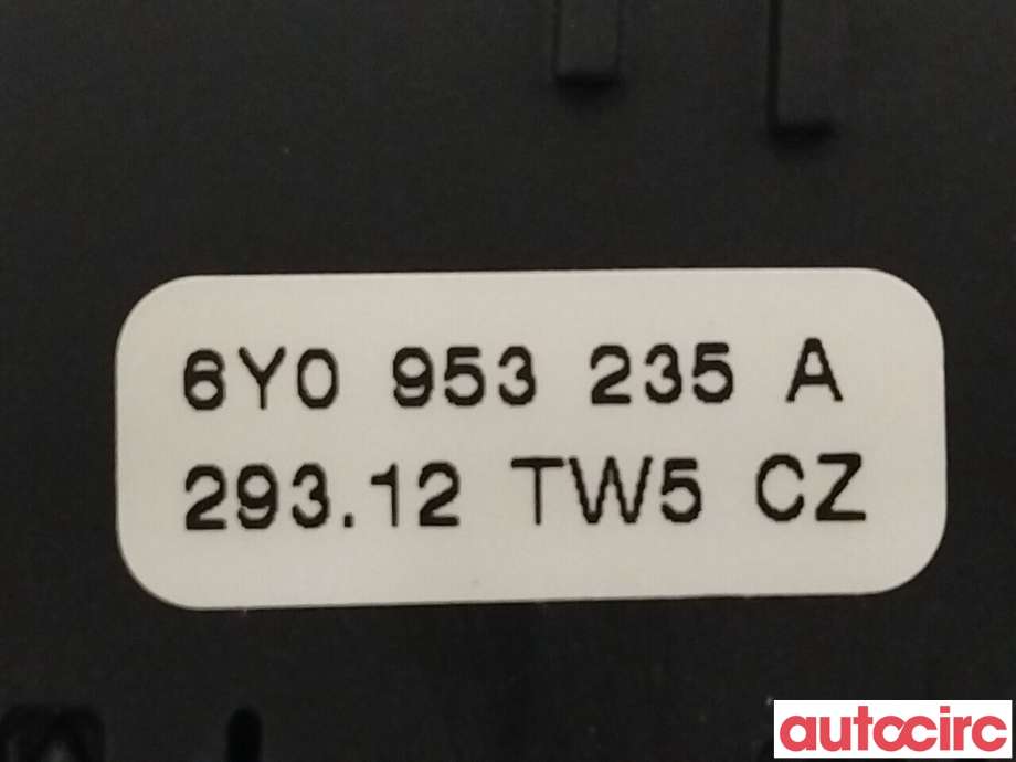 Bryter nødblink til VW Transporter / Caravelle 2009-2015 (Fase 2) (T5) (T5) (VOLKSWAGEN|6Y0953235A)