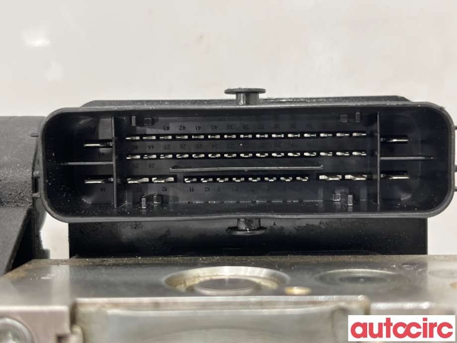 ABS sentral til Škoda Octavia 2013-2016 (Type III, Fase 1) (SKODA|3Q0614517N|100915-43993|3Q0614517R)
